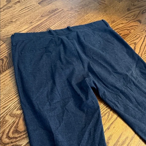 J. Crew Men's Dark Blue Flannel trousers - Picture 6 of 11